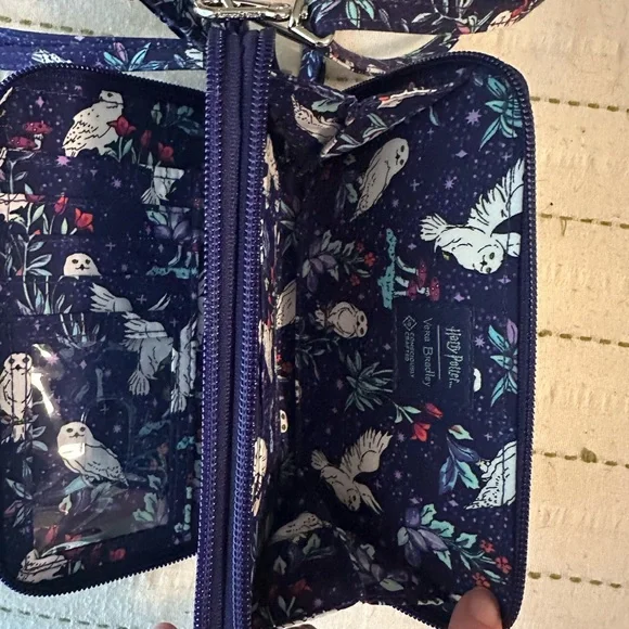 Vera Bradley Harry Potter Purple Wristlet - Picture 3 of 7